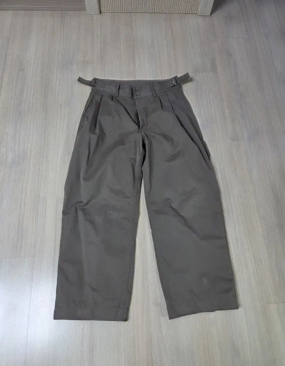 パンツ ANOTHER OFFICE Santiago Garment Pants Santiago Chino Pants (Graphite) - 어나더오피스